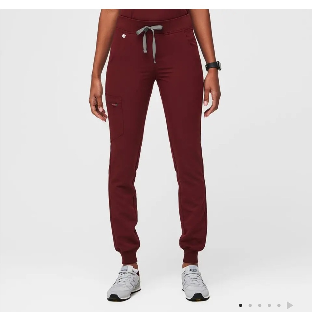 Figs Zamora Jogger Pants Burgundy